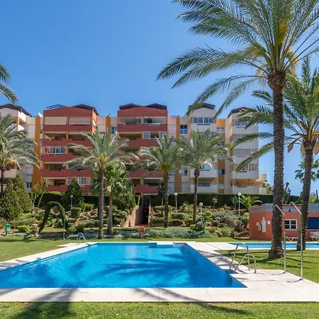Apartment Con Piscina, Golf Y Solarium By Rent Me