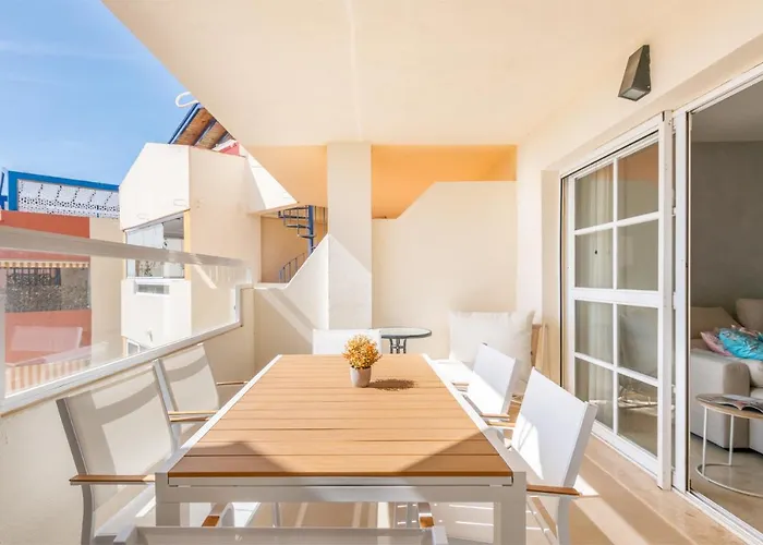 Con Piscina, Golf Y Solarium By Rent Me Appartamento *