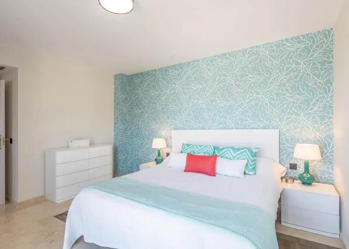 Con Piscina, Golf Y Solarium By Rent Me Appartamento Estepona