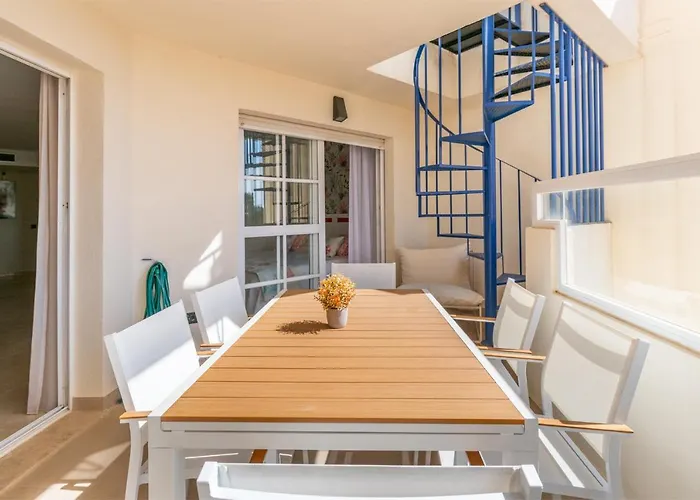 Con Piscina, Golf Y Solarium By Rent Me Appartamento *