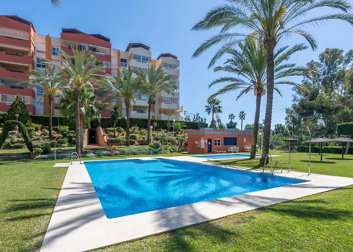 Appartamento Con Piscina, Golf Y Solarium By Rent Me