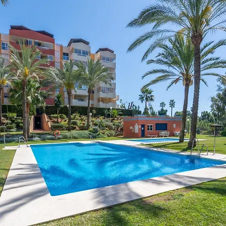 Apartman Con Piscina, Golf Y Solarium By Rent Me