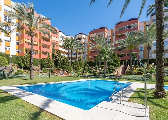 Con Piscina, Golf Y Solarium By Rent Me Estepona